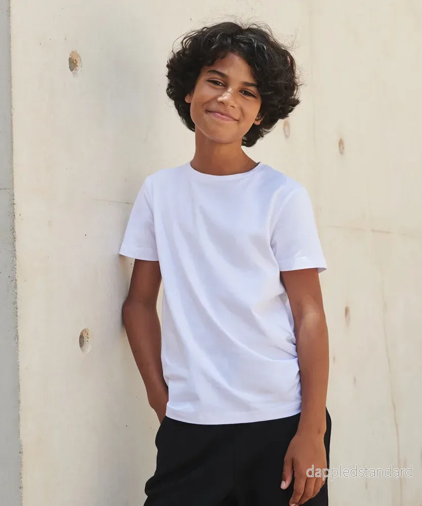 Feel Good Stretch T-shirt – Barn Feel Good Stretch T-shirt – Barn