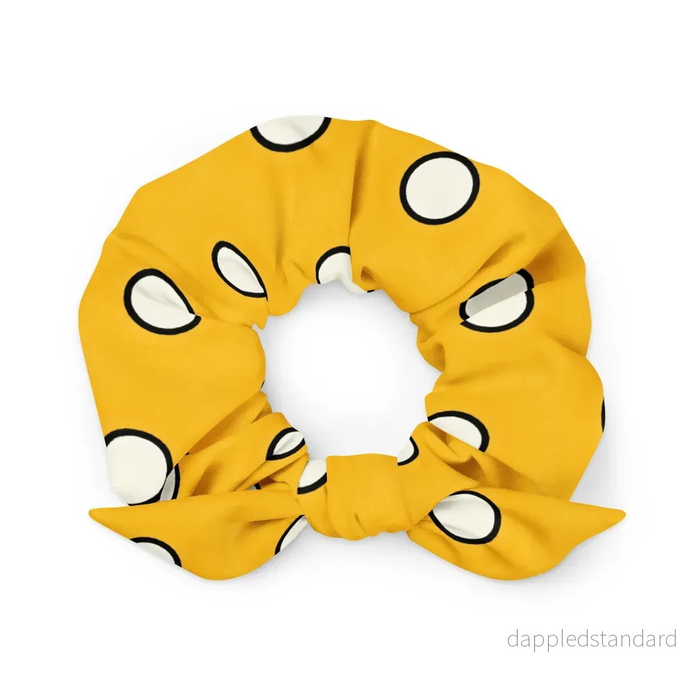 Scrunchie i återvunnet material Piet Prickig gul