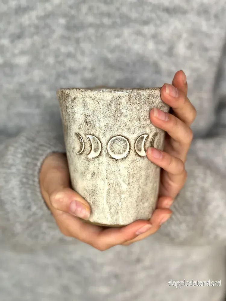 Mugg Moon phases