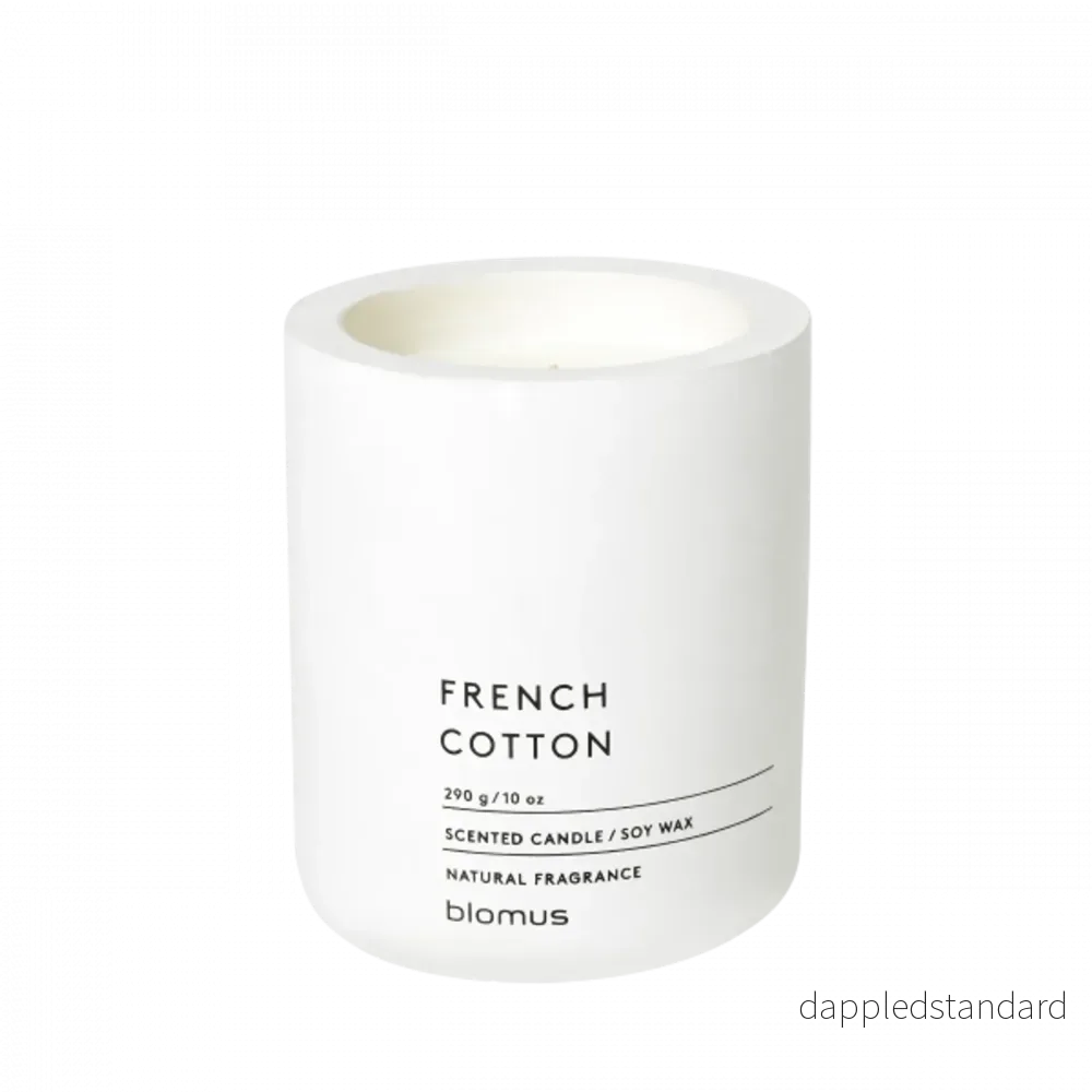 Doftljus Fraga french cotton ø9 cm lily white Doftljus Fraga french cotton ø9 cm lily white