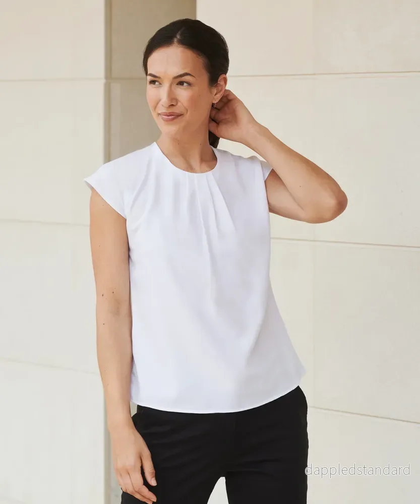 Kortärmad blus med veckad front för damer Kortärmad blus med veckad front för damer