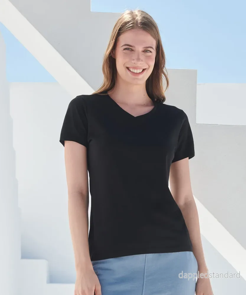 Feel Good V-neck Stretch T-shirt – Dam Feel Good V-neck Stretch T-shirt – Dam