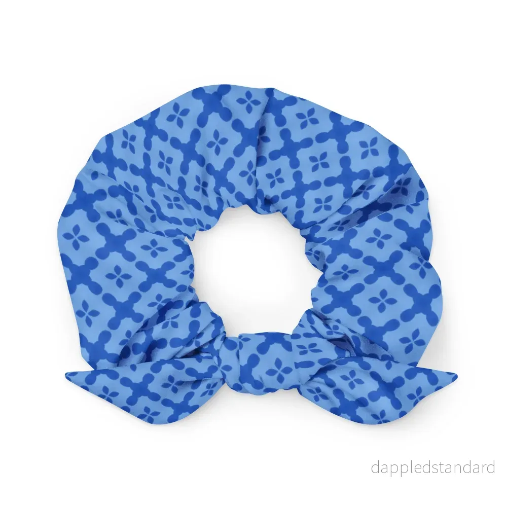 Scrunchie i återvunnet material Plurr trad.