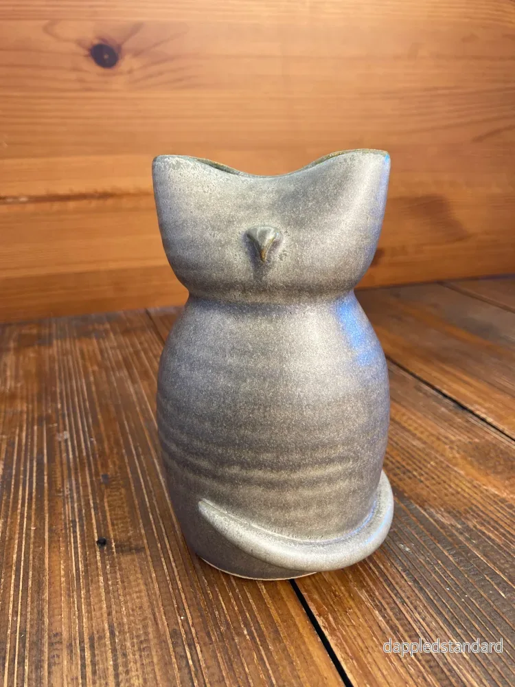 Katt ”Berlioz” i keramik
