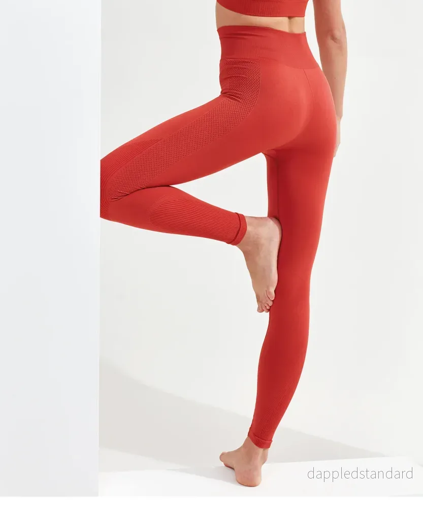 Dam TriDri sömlösa ’3D fit’ multisport skulptur enfärgade leggings Dam TriDri sömlösa ’3D fit’ multisport skulptur enfärgade leggings