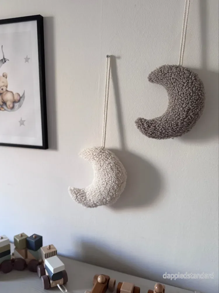 Väggdekoration – Teddy Moon – Taupe Väggdekoration – Teddy Moon – Taupe