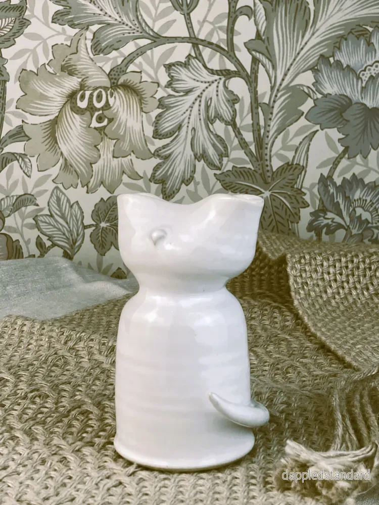 Katt "Marie" i keramik