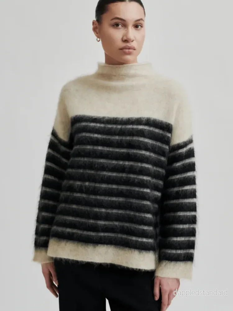 Svart – Offwhite Second Female jutesticka Svart – Offwhite Second Female jutesticka
