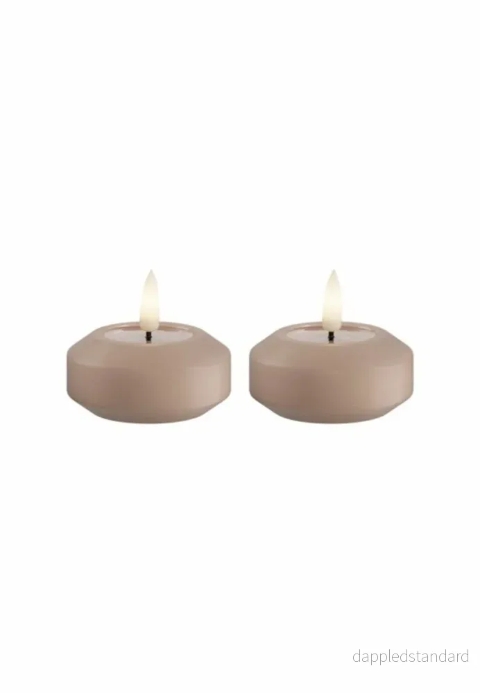 Flytande LED 2-Pack Värmeljus 6,1 cm Flytande LED 2-Pack Värmeljus 6,1 cm