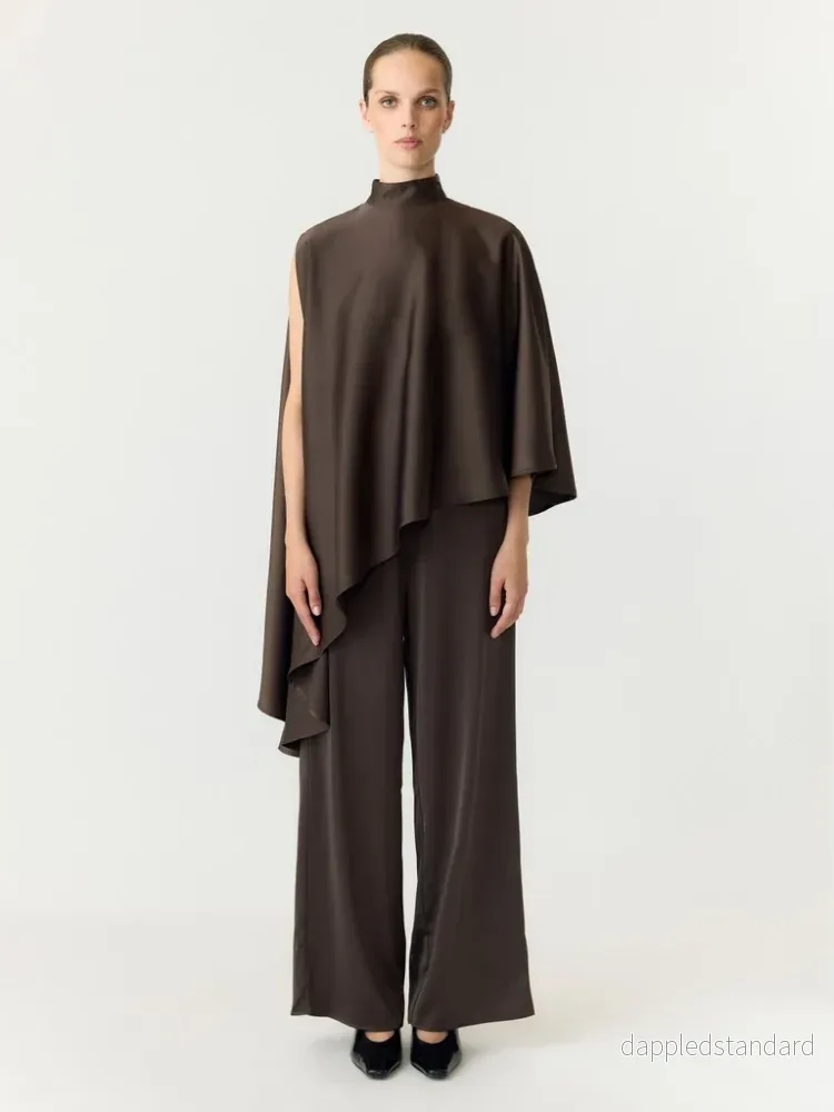 Yas cape top Pella