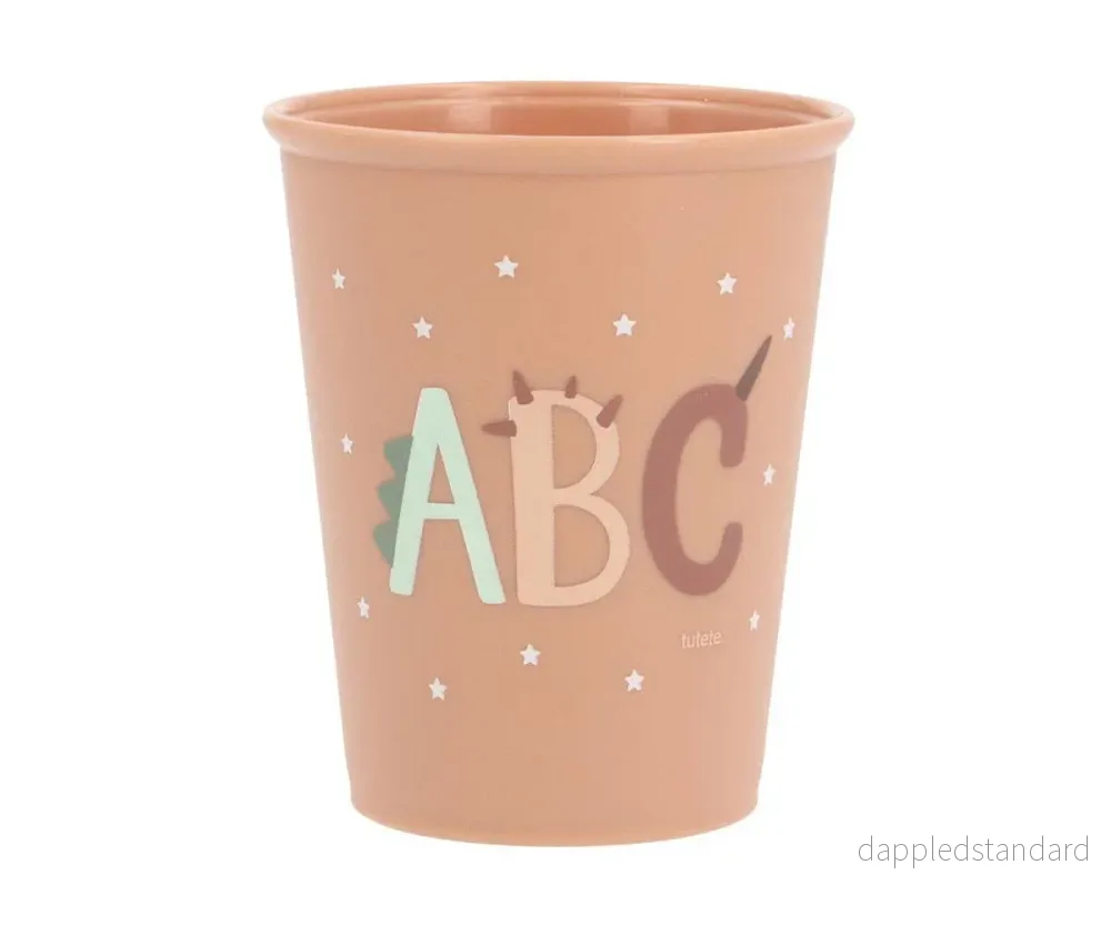 Barnmugg bokstäver Barnmugg bokstäver