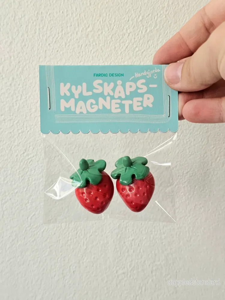 (PRE-ORDER) Kylskåpsmagneter – Jordgubbar